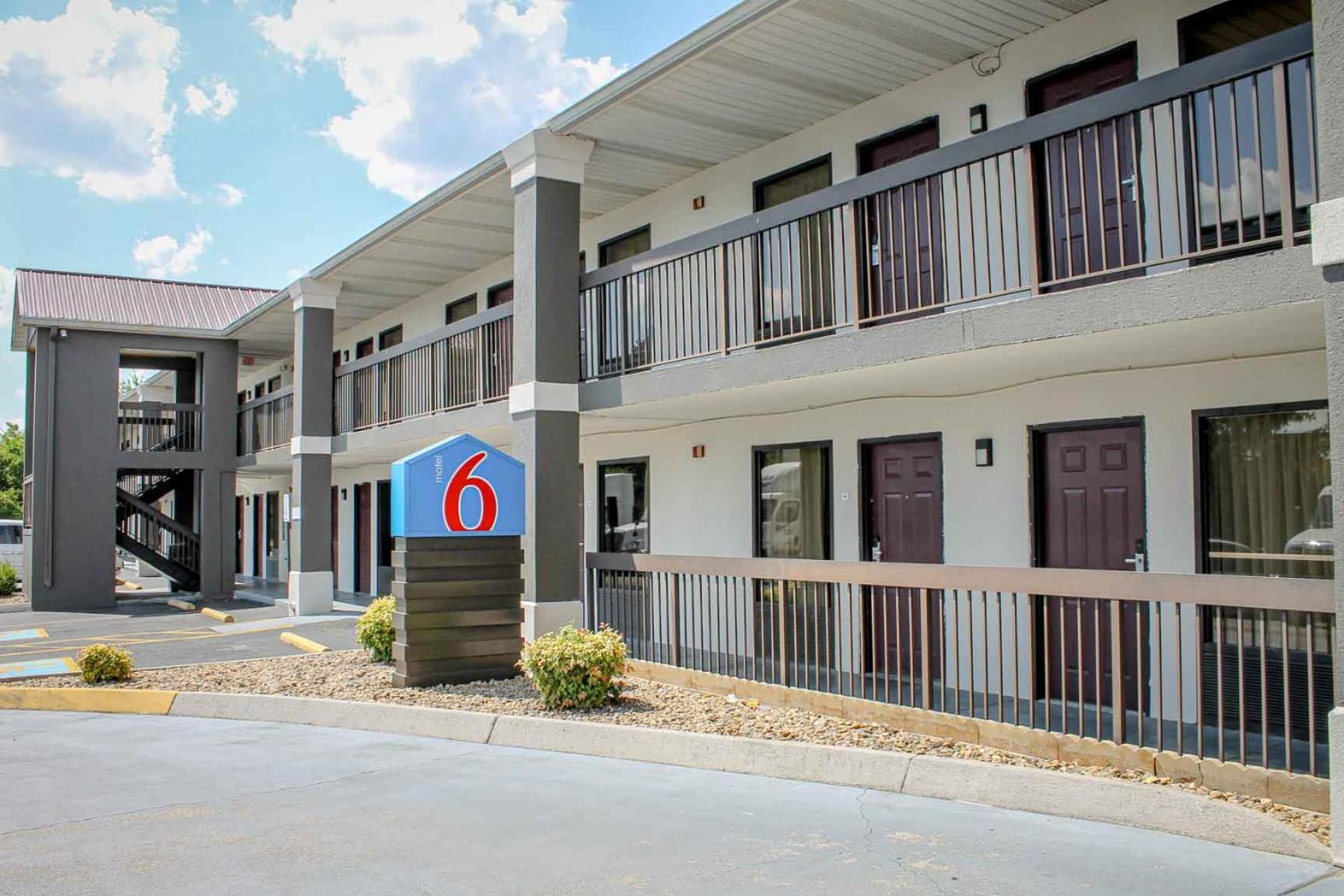 6 Knoxville, Tn - East Hotel Knoxville