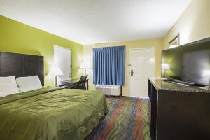 6 Knoxville, Tn - East 3*